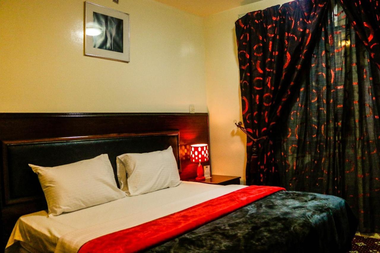 Karoon Hotel Дубай Экстерьер фото