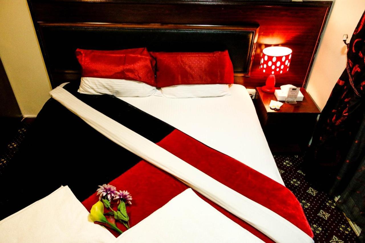 Karoon Hotel Дубай Экстерьер фото